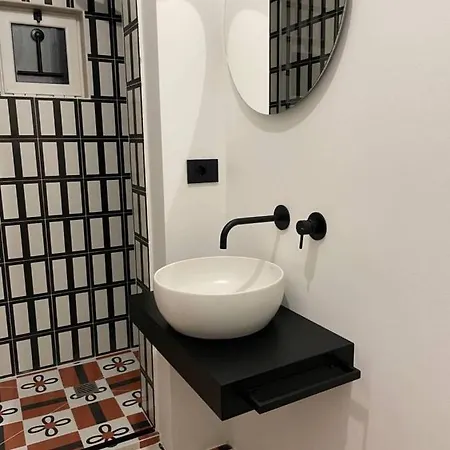 Meh Luxury Centre Bari